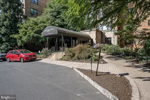 40 Old Lancaster Rd, Merion Station, PA 19066 - Photo 2