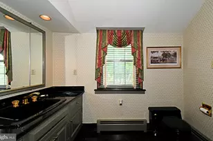 896 E Township Line Rd, Blue Bell, PA 19422 - Photo 82