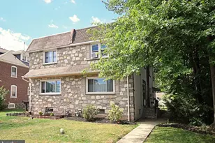 44 E 7th St, Lansdale, PA 19446 - Photo 2