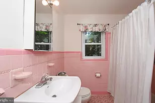 44 E 7th St, Lansdale, PA 19446 - Photo 34