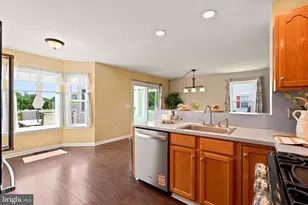 461 Berkshire Dr, Souderton, PA 18964 - Photo 10