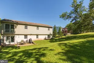 874 Oakdale Dr, Pottstown, PA 19464 - Photo 18
