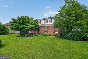 3025 Green Ridge Dr, East Norriton, PA 19403 - Photo 2