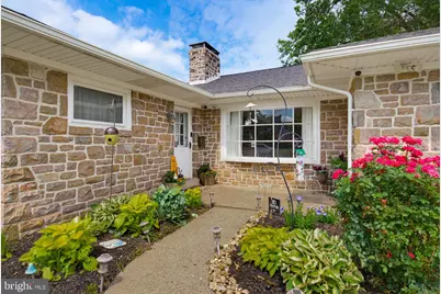 951 N Evans Street, Pottstown, PA 19464 - Photo 6