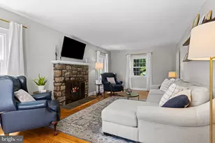 220 Walnut Ln, Ambler, PA 19002 - Photo 10
