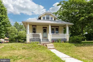 355 E Linfield Trappe Rd, Royersford, PA 19468 - Photo 1