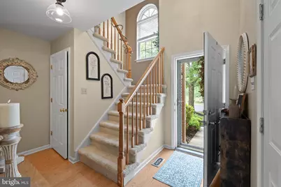 24 Raleigh Court, Harleysville, PA 19438 - Photo 2
