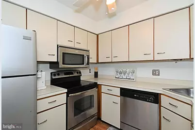 113 Foxmeadow Drive #CONDO 113, Royersford, PA 19468 - Photo 14