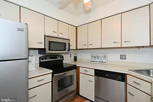 113 Foxmeadow Dr, Royersford, PA 19468 - Photo 14