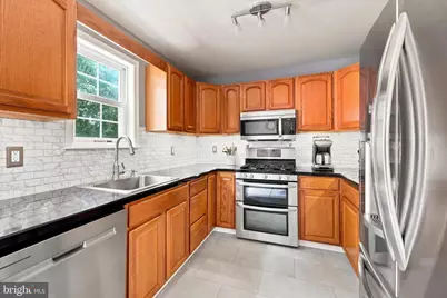 469 Old Elm Street, Conshohocken, PA 19428 - Photo 2