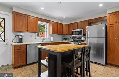 231 E Seventh Avenue, Conshohocken, PA 19428 - Photo 12