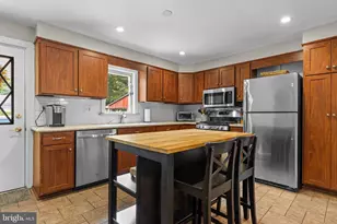 231 E 7th Ave, Conshohocken, PA 19428 - Photo 12