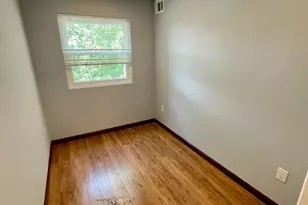 506 Meadowview Ln, Mont Clare, PA 19453 - Photo 6