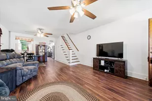 17 E 2nd St, Lansdale, PA 19446 - Photo 8