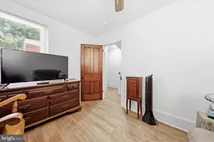 17 E 2nd St, Lansdale, PA 19446 - Photo 20