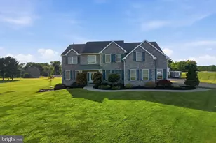527 Fagleysville Rd, Perkiomenville, PA 18074 - Photo 2