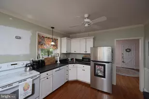 1600 Huntingdon Rd, Abington, PA 19001 - Photo 10