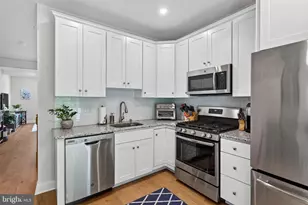 123 Colwell Ln, Conshohocken, PA 19428 - Photo 10