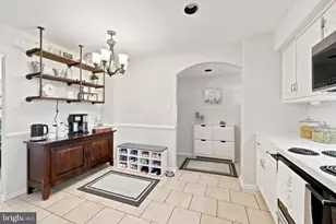 736 Village Ln., Pottstown, PA 19464 - Photo 8