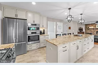 204 Summerwind Lane, Harleysville, PA 19438 - Photo 6