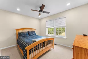 204 Summerwind Ln, Harleysville, PA 19438 - Photo 24
