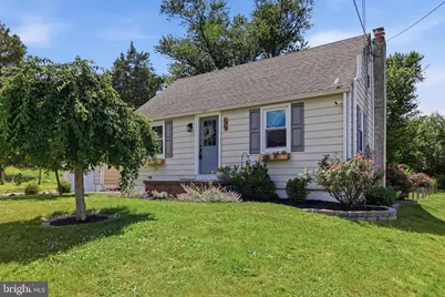 1859 Farmington Avenue, Pottstown, PA 19464 - Photo 2