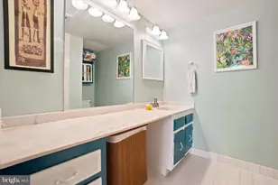 1219 W Wynnewood Rd, Wynnewood, PA 19096 - Photo 10