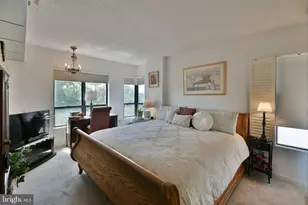 100 Breyer Dr, Elkins Park, PA 19027 - Photo 28