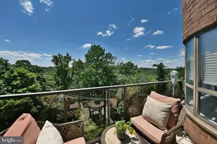 100 Breyer Dr, Elkins Park, PA 19027 - Photo 10