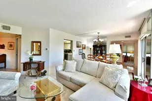 100 Breyer Dr, Elkins Park, PA 19027 - Photo 14