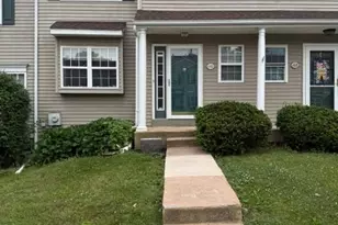 110 Pin Oak Ct, Collegeville, PA 19426 - Photo 1