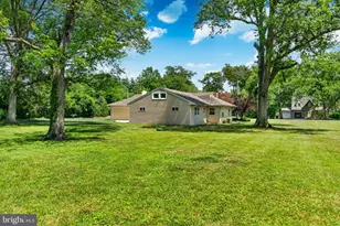 246 Oak Park Rd, Hatfield, PA 19440 - Photo 32
