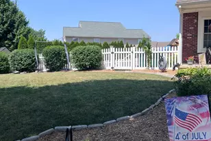 677 Honeysuckle Way, Pennsburg, PA 18073 - Photo 52
