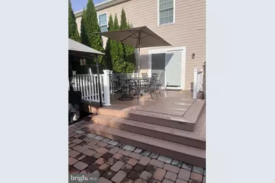 677 Honeysuckle Way, Pennsburg, PA 18073 - Photo 8