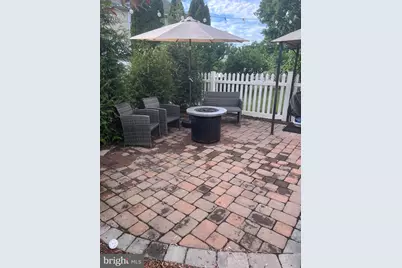677 Honeysuckle Way, Pennsburg, PA 18073 - Photo 6