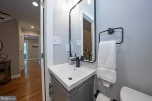 10 Hansen Ct, Narberth, PA 19072 - Photo 4