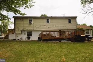 827 Pennbrook Ave, Lansdale, PA 19446 - Photo 14