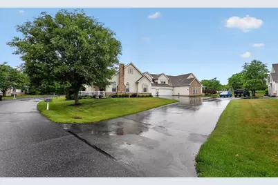 1108 Burgundy Circle, Pennsburg, PA 18073 - Photo 6