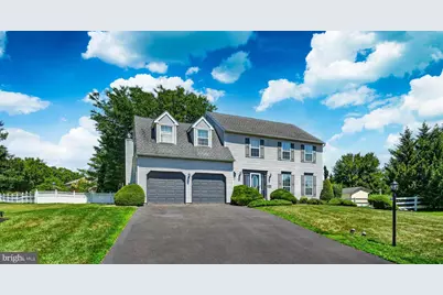 105 Elio Circle, Royersford, PA 19468 - Photo 2
