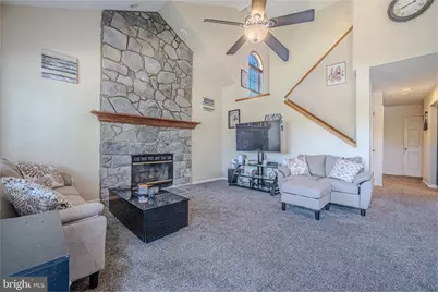 337 Pondview Drive, Harleysville, PA 19438 - Photo 2