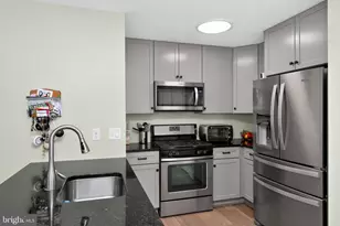 3053 Davenport Wy, Pennsburg, PA 18073 - Photo 8