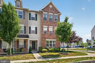 3053 Davenport Wy, Pennsburg, PA 18073 - Photo 1