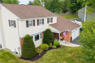 284 Manor Rd, Harleysville, PA 19438 - Photo 2