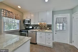 613 Beechwood Rd, Willow Grove, PA 19090 - Photo 12