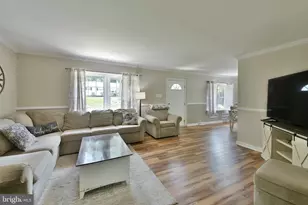 613 Beechwood Rd, Willow Grove, PA 19090 - Photo 6