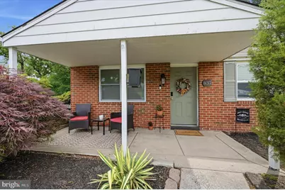 837 Woodbrook Lane, Plymouth Meeting, PA 19462 - Photo 2