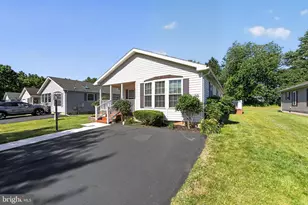 118 Dyer Ct, Royersford, PA 19468 - Photo 2
