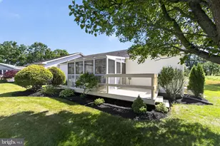 605 Village Way, Royersford, PA 19468 - Photo 4