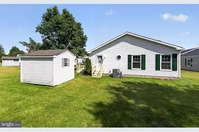 605 Village Way, Royersford, PA 19468 - Photo 2