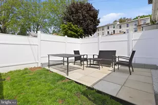 712 Wells St, Conshohocken, PA 19428 - Photo 22